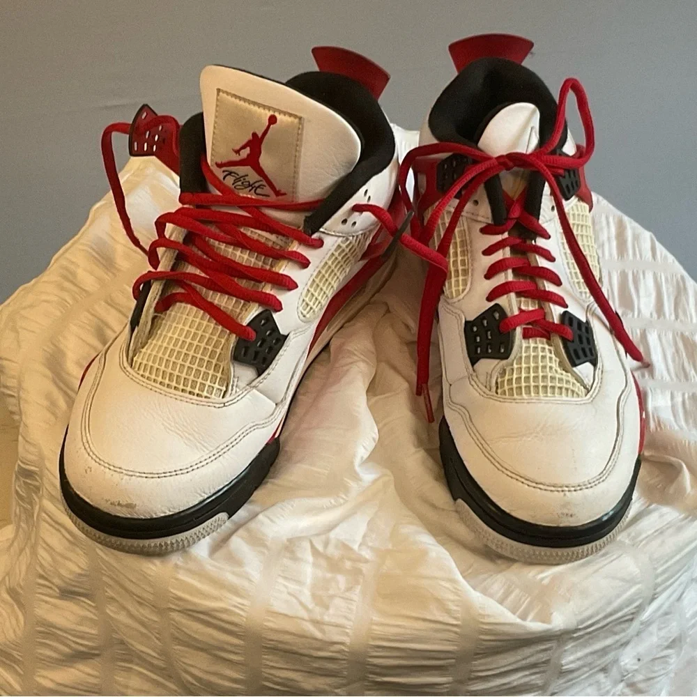 Nike Air Jordan 4 Retro White/Red (Fire Red Style) – Men’s 7.5